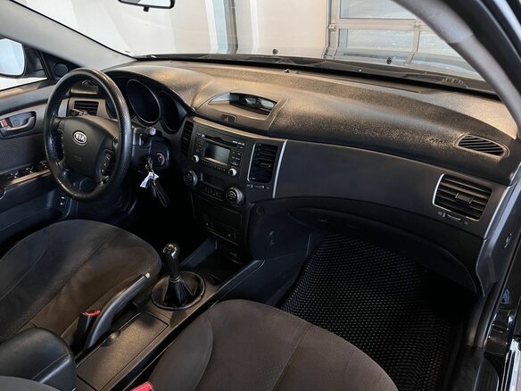 2010 Kia Magentis 5-speed II Рестайлинг, чёрный, 514000 рублей - вид 11