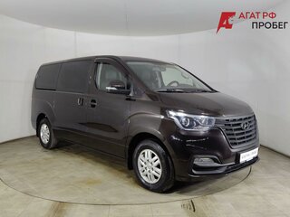 2018 Hyundai H-1 II Рестайлинг 2, коричневый, 2301000 рублей, вид 3