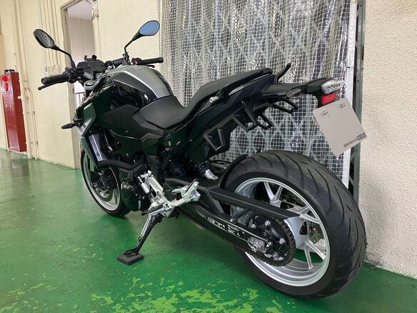 2020 BMW F 900 R, чёрный, 950000 рублей - вид 3
