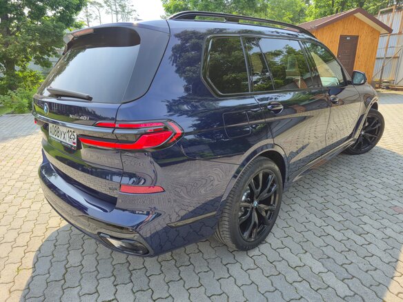 2024 BMW X7 40i I (G07) Рестайлинг, синий, 12375420 рублей - вид 32