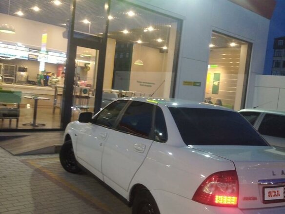 2012 Lada (ВАЗ) Priora I, белый, 435000 рублей - вид 17
