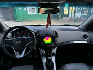 2013 Chevrolet Cruze I Рестайлинг, серебристый, 610000 рублей, вид 1