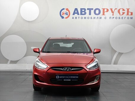 2011 Hyundai Solaris I, красный, 565000 рублей, вид 3
