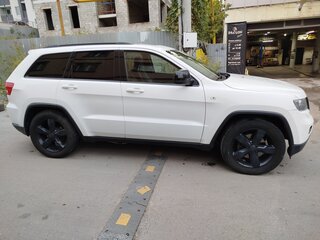 2012 Jeep Grand Cherokee IV (WK2), белый, 1800000 рублей, вид 3