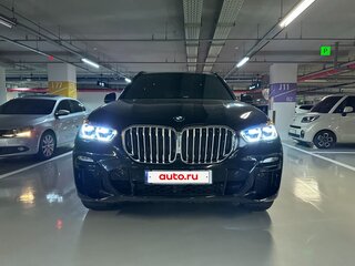 2022 BMW X5 M50i IV (G05/G18), чёрный, 12750800 рублей, вид 1