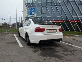 2010 BMW 3 серии 335d V (E90/E91/E92/E93) Рестайлинг, белый, 1622929 рублей, вид 4