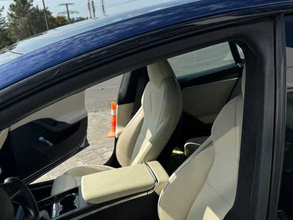 2021 Tesla Model S Plaid I Рестайлинг 2, синий, 8000000 рублей - вид 12