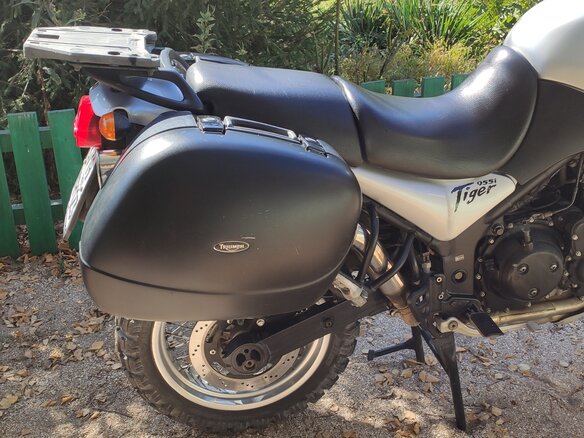 2003 Triumph Tiger 955i, серый, 350000 рублей - вид 18