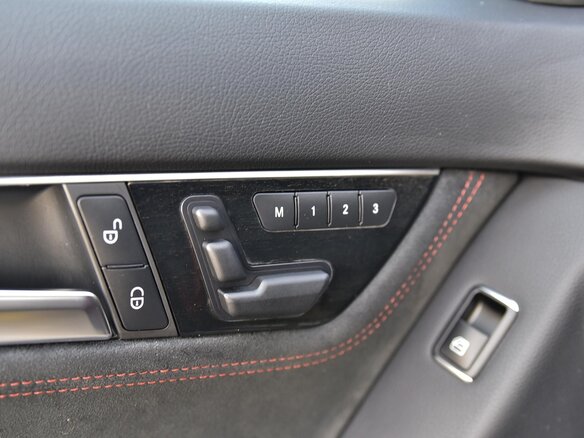2012 Mercedes-Benz C-Класс 180 BlueEFFICIENCY III (W204) Рестайлинг, чёрный - вид 27