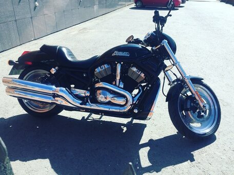 2005 Harley-Davidson V-Rod, чёрный, 950000 рублей, вид 1