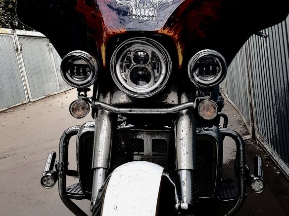 2011 Triumph Rocket 3, чёрный, 1180000 рублей - вид 9
