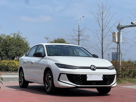 Volkswagen Lavida IV
