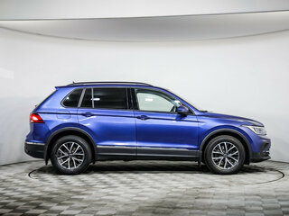 2021 Volkswagen Tiguan II Рестайлинг, синий, 2449000 рублей, вид 4