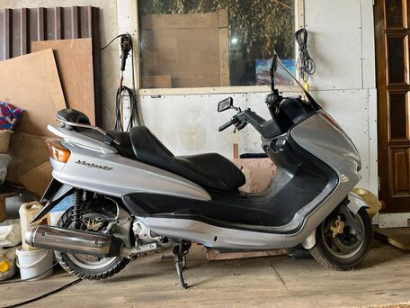 2004 Yamaha Majesty 250, серебристый, 290000 рублей, вид 1