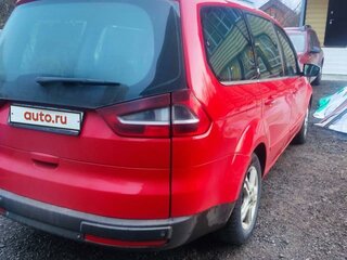 2008 Ford Galaxy II, красный, 900000 рублей, вид 5