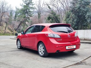 2010 Mazda Axela II, красный, 850000 рублей, вид 2
