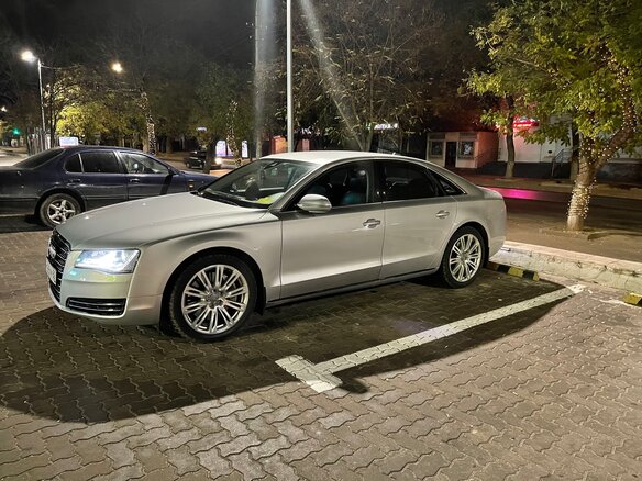 2010 Audi A8 III (D4), серебристый - вид 9