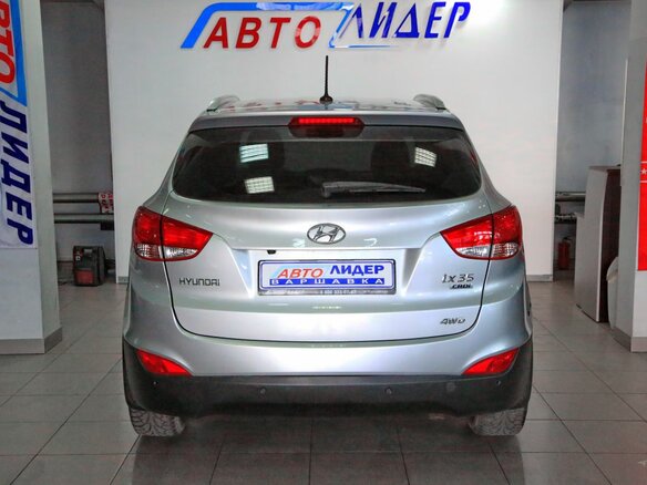 2012 Hyundai ix35 I, серебристый - вид 13