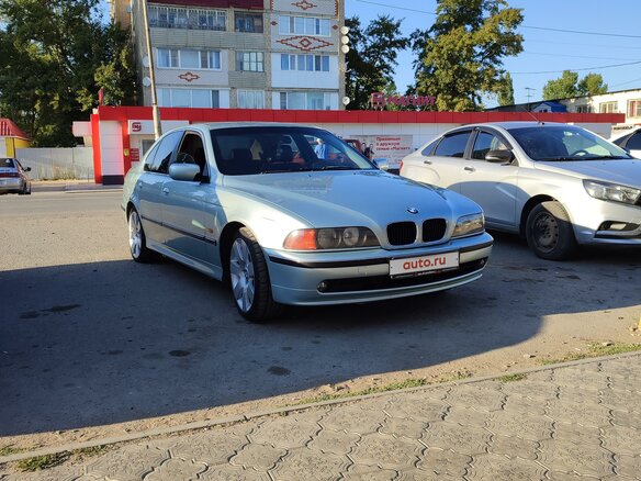 1998 BMW 5 серии 523i IV (E39), серебристый, 600000 рублей - вид 4