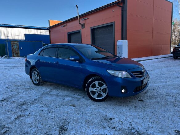 2010 Toyota Corolla X (E140, E150) Рестайлинг, синий, 1130000 рублей - вид 2