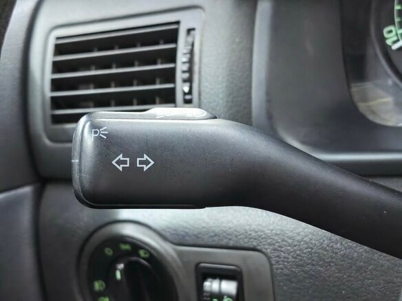 2008 Skoda Octavia II (A5), серебристый - вид 15