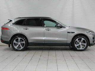 2018 Jaguar F-Pace I, бежевый, 2980000 рублей, вид 3