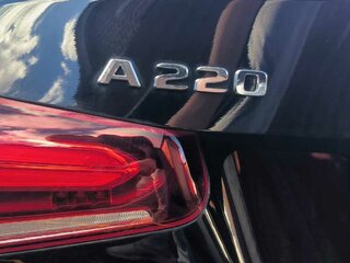 2022 Mercedes-Benz A-Класс 220 IV (W177), чёрный, 2800000 рублей, вид 4