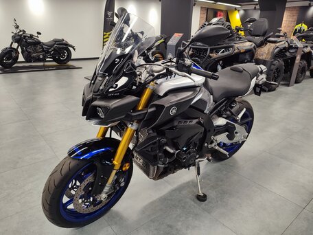 2020 Yamaha MT-10SP, чёрный, 1595000 рублей, вид 3