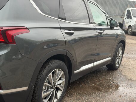 2019 Hyundai Santa Fe IV, серый, вид 5