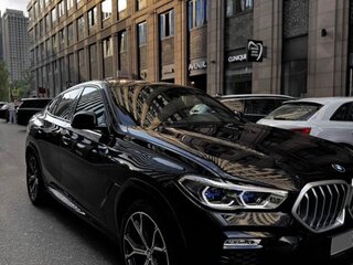 2020 BMW X6 30d III (G06), чёрный, 7500000 рублей, вид 2