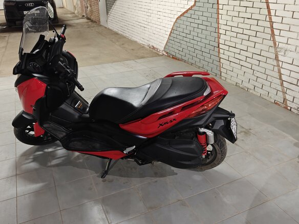 2018 Yamaha XMAX, красный, 460000 рублей - вид 1