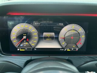 2019 Mercedes-Benz E-Класс 200 d V (W213, S213, C238), чёрный, 2700000 рублей, вид 5