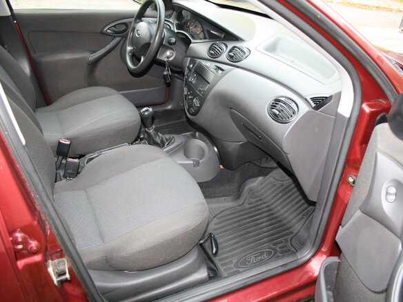 2003 Ford Focus I Рестайлинг, пурпурный - вид 3
