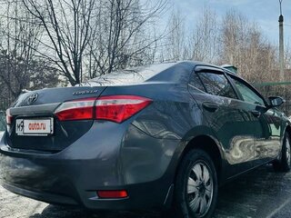 2013 Toyota Corolla XI (E160, E170, E180), серый, 1100008 рублей, вид 3