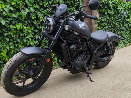2021 Honda CMX 1100 Rebel, серый, 950000 рублей, вид 4