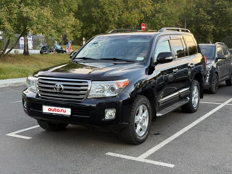 2014 Toyota Land Cruiser 200 Series Рестайлинг 1, чёрный, 5250000 рублей, вид 1