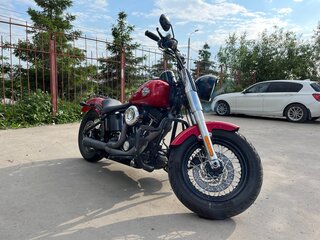 2012 Harley-Davidson Softail Slim, красный, 800000 рублей, вид 4