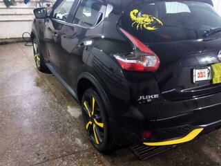 2015 Nissan Juke I Рестайлинг, чёрный, 1550000 рублей, вид 3