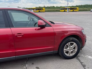 2010 Audi Q5 I (8R), пурпурный, 1050000 рублей, вид 4