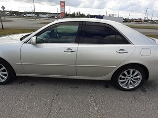 2001 Toyota Mark II IX (X110), серебристый, 880000 рублей, вид 4