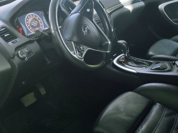 2013 Opel Insignia I Рестайлинг, чёрный, 1100000 рублей - вид 16