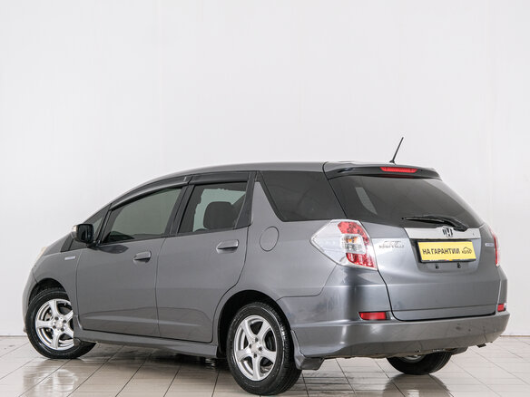 2013 Honda Fit Shuttle I Рестайлинг, серый - вид 3