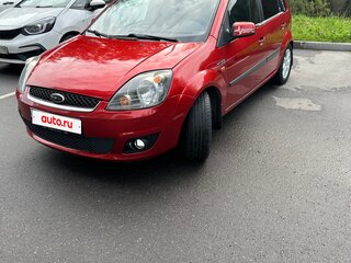 2008 Ford Fiesta Mk5, красный, 335000 рублей, вид 1