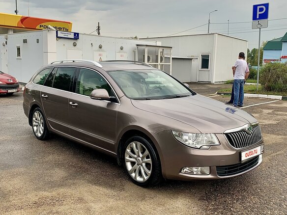 2011 Skoda Superb II, бежевый - вид 9