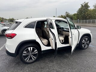2022 Mercedes-Benz GLA 200 II (H247), белый, 3470000 рублей, вид 5