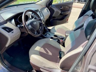 2014 Hyundai ix35 I Рестайлинг, коричневый, 1800000 рублей, вид 3