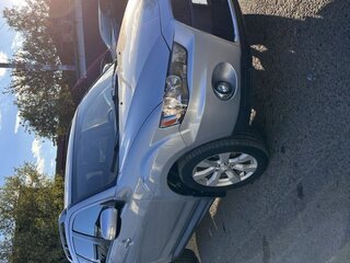 2011 Mitsubishi Outlander II Рестайлинг, серебристый, 1100000 рублей, вид 3