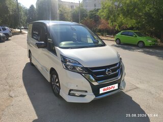 2017 Nissan Serena S-Hybrid V (C27), белый, 1450000 рублей, вид 1
