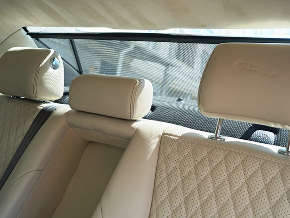 2017 Jaguar XJ Long IV (X351) Рестайлинг, серебристый, 2790000 рублей - вид 24