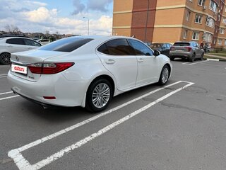 2013 Lexus ES 250 VI, белый, 1950000 рублей, вид 3
